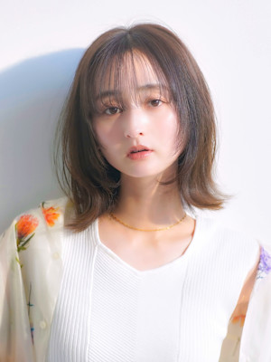 ヘーゼルブラウンカラー×ふんわり外ハネボブ