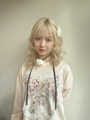 ブロンドベージュ