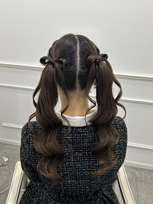 ぷるんとツインテールとリボンで大人可愛い♪ ＊ひな＊