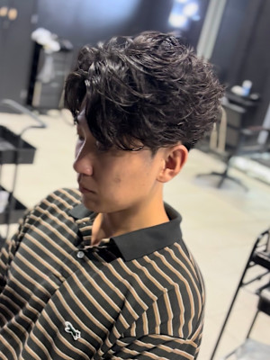 センターパート×ニュアンスパーマ×フェザーパーマ×men's