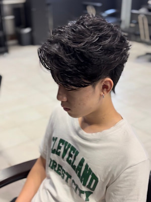 センターパート×ニュアンスパーマ×フェザーパーマ×men's