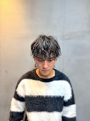 ルーズウェットな弱ツイストウルフ