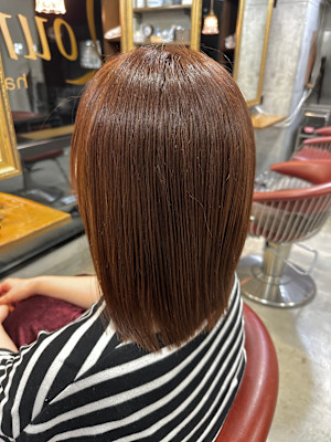 ミディアムスタイル×ナチュラルブラウンカラー