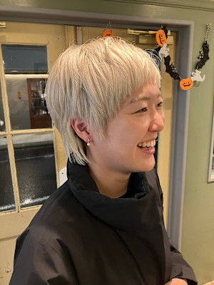 hair salon カミナ×スタイル