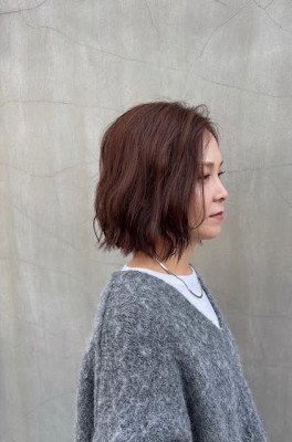 パツっとゆるウェーブ×コーラルブラウン