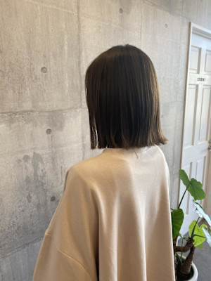 ボブ×グレージュ《ARCH CHIAKI》