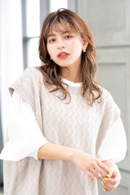 【Totia本通】抜け感ヘア×大人ハイライト