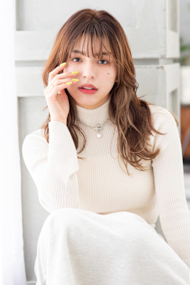 【Totia本通】抜け感ヘア×シークレットハイライト