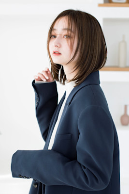 【Totia本通】鎖骨ミディアム×ニュアンスカラー