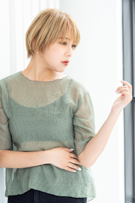 【Totia本通】ナチュラルショート×シルキーベージュ