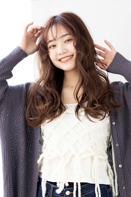 【Totia】ゆるふわ巻きロング×ミルクチョコレート