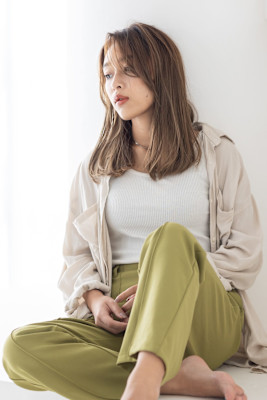 【Totia本通】抜け感セミディ×ミルクティアッシュ