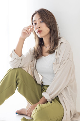 【Totia本通】抜け感セミディ×ミルクティアッシュ