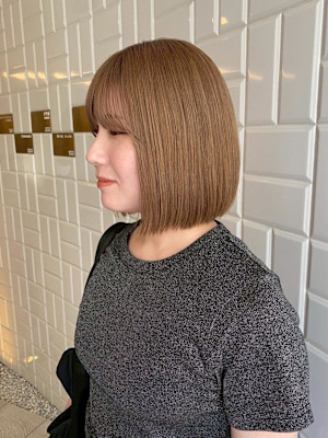 ミニボブ/ベージュ/髪質改善ブリーチ