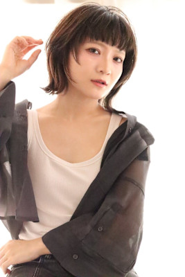 くびれヘア/ミニウルフ/ショート