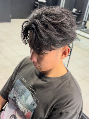 センターパート×ニュアンスパーマ×フェザーパーマ×men's