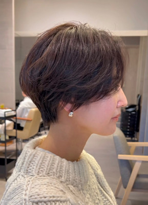 大人小顔ショートレイヤー