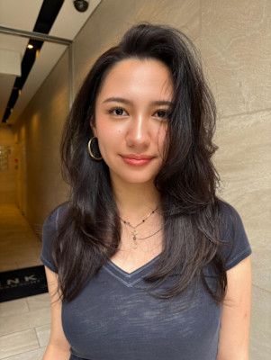 暗い髪色でも重くない！　海外バタフライレイヤー~*