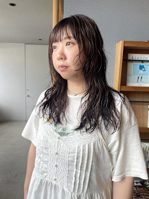 ぱつバングにレイヤーパーマ