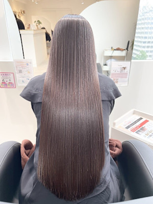 髪質改善専門サロンEmuest×スタイル