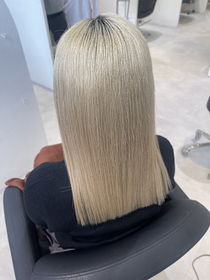 髪質改善専門サロンEmuest×スタイル