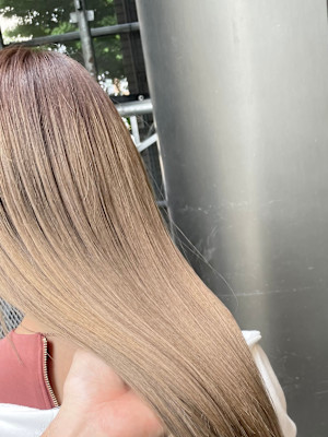 ´elua ボブ 髪質改善×スタイル