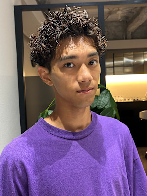 刈り上げスパイキーショート/ピンパーマ/無造作