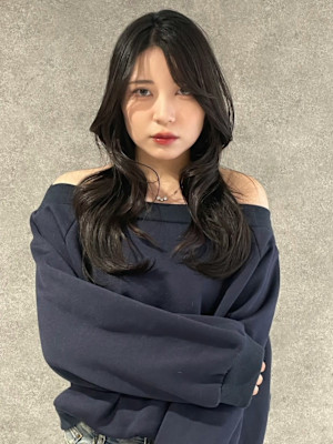 韓国風ヘア くびれ巻き 顔周りカット 艶髪 20代 髪質改善