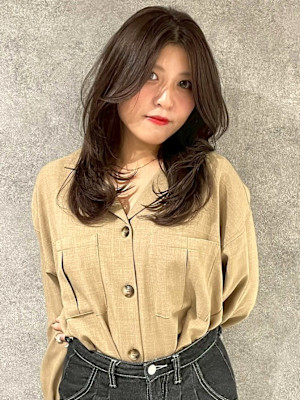 オリーブブラウン 透明感カラー 髪質改善 くびれヘア 顔周り