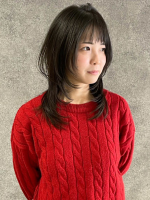 アッシュカラー 顔周りレイヤー 韓国ヘア 透明感カラー 