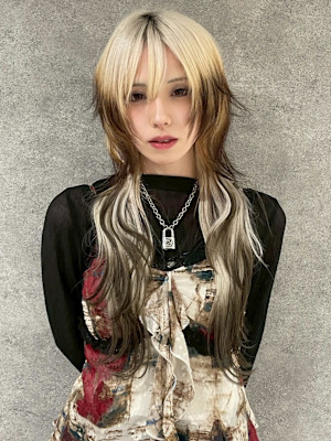 ブリーチ ルーツカラー デザインカラー レイヤーカット 