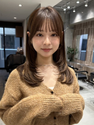 ハッシュカット/レイヤーカット/ベージュブラウン