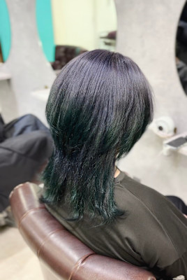 シルバー×グリーン×ブリーチ×特殊カラー