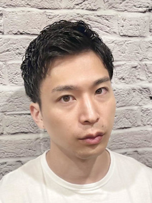 アップバングショート