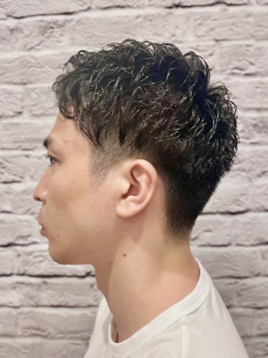 アップバングショート