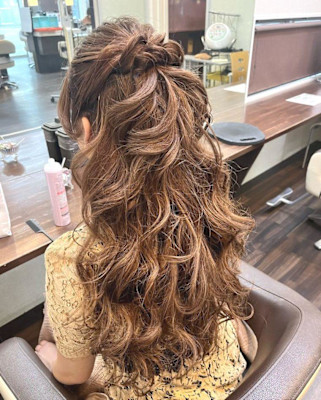 結婚式ヘアセットハーフアップ