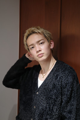 スパイキーショート/眉毛/ヘッドスパ