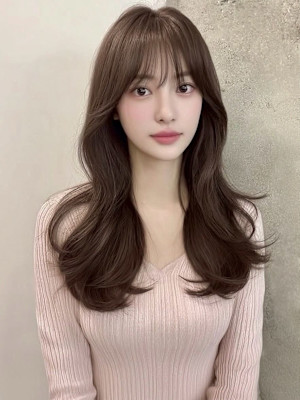 20代30代透明感グレージュ×レイヤーカット小顔ヘア