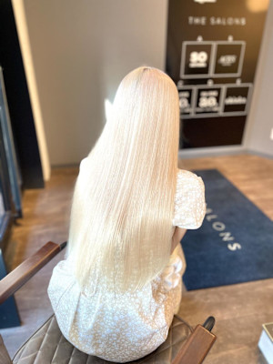 ブロンドベージュ髪質改善レイヤー