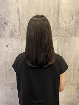 ぱつっとバッサリカット