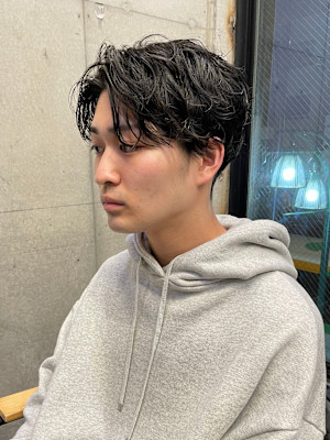 シャドウパーマ