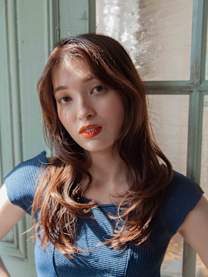 大人レイヤースタイル