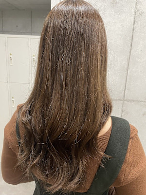 ツヤ感マロングレージュ
