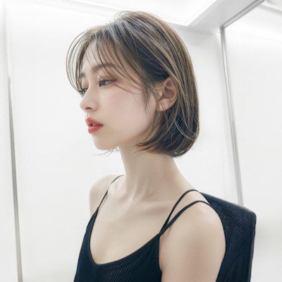 大人女性向けフェミニンボブ