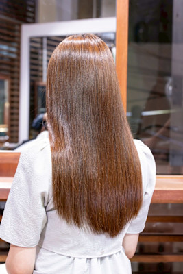 髪質改善トリートメント&ケアカラー MRN. 新宿西口