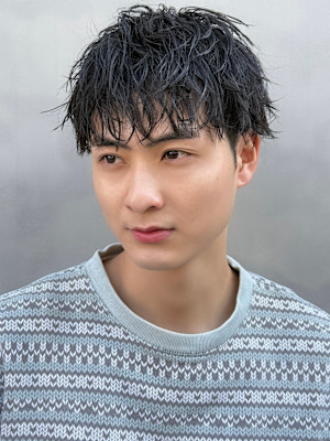 ダウンバング/緩め無造作パーマ/清潔感メンズショート