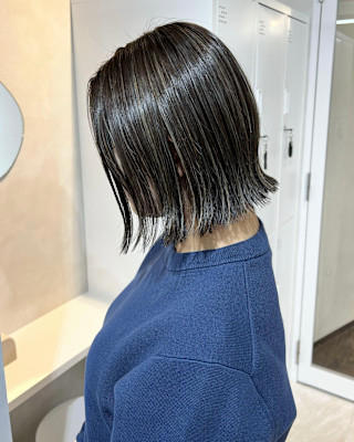 透明感ハイライト×つやボブ