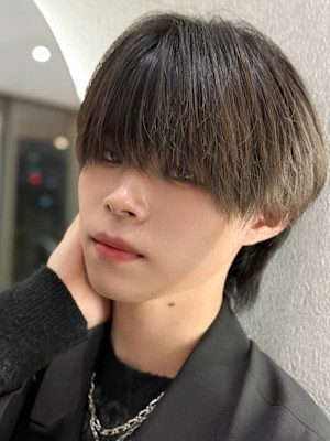 ナチュラルマッシュウルフ【メンズサロンZina天神】