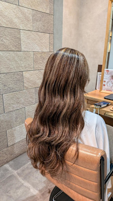 スモーキーベージュ