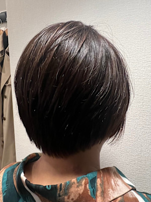 丸みあるショートレイヤー
